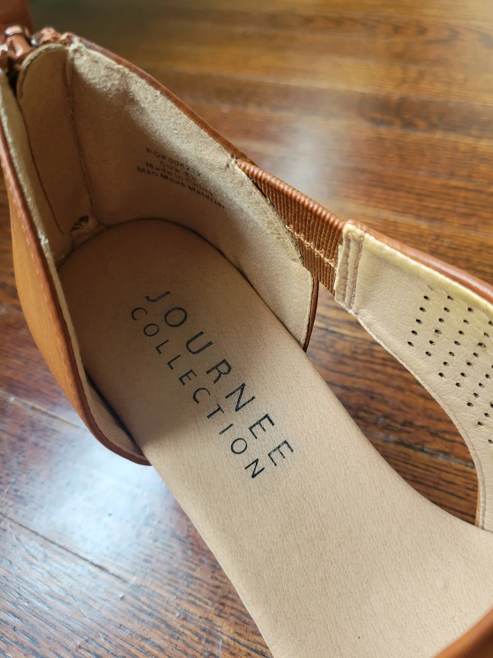 Journee Collection Womens 6.5 Cognac Brown Aretha Peep Toe Wedge Sandals